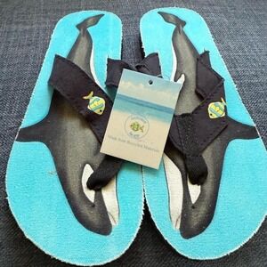 NWT beachcomber unisex whale print flip-flops. Women's size 11 men's size 9